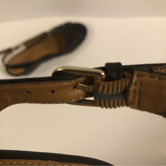 Comfortiva Black Wedge Strap Sandal NWOT - Picture 9 of 14